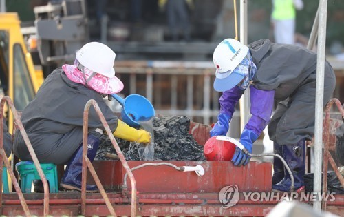 더운날 정말 고생하시는 분들 | 인스티즈