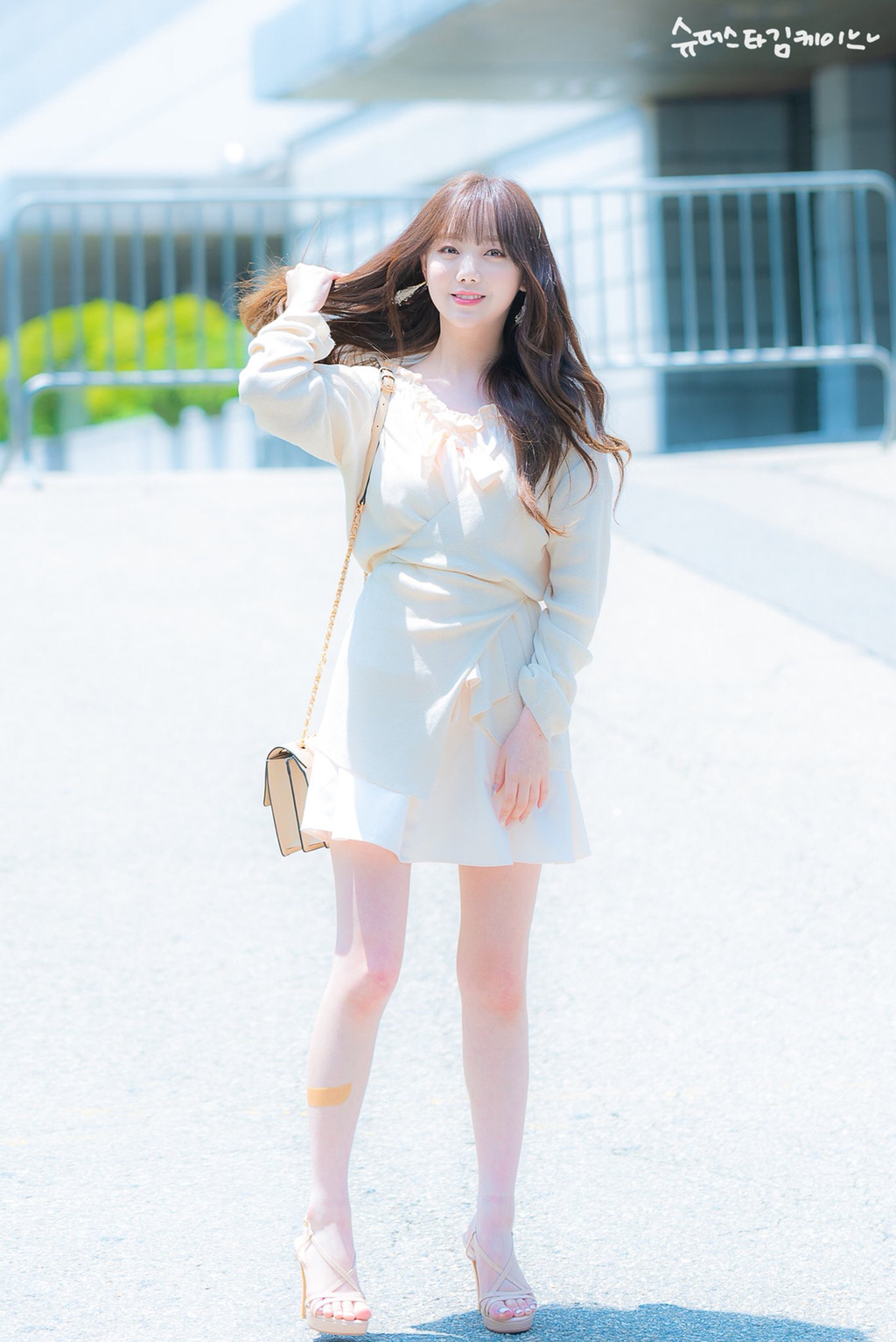 [러블리즈] 커피 한 잔 더 할까 생각 중이라서 케이 | 인스티즈