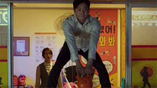 "별 기대 없는 B급 코미디였는데" 아무도 예상 못한 900만 흥행한 한국영화 | 인스티즈