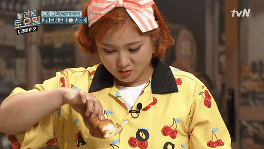 혜리와 박나래의 한입만.gif | 인스티즈