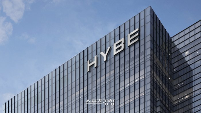 하이브 주간 보고서에 언급된 듯한 여성시대 카페 | 인스티즈