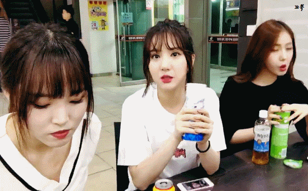 여자친구 은하가 추천하는 아이스크림.gif | 인스티즈
