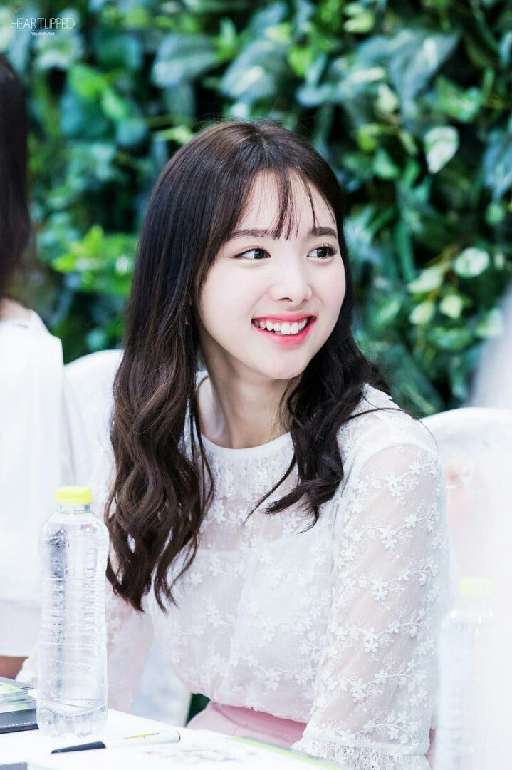 트와이스 명물 하트립 | 인스티즈