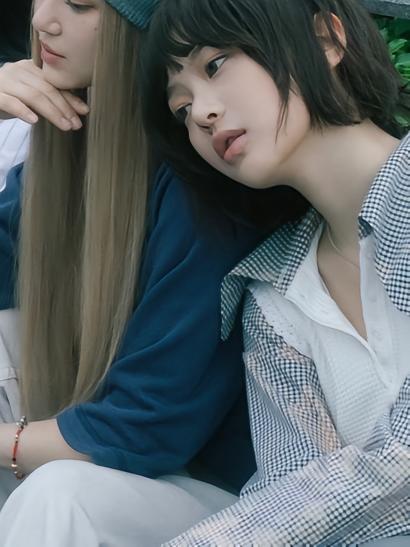 허리라인이 예쁘다는 단발 하니.gif | 인스티즈