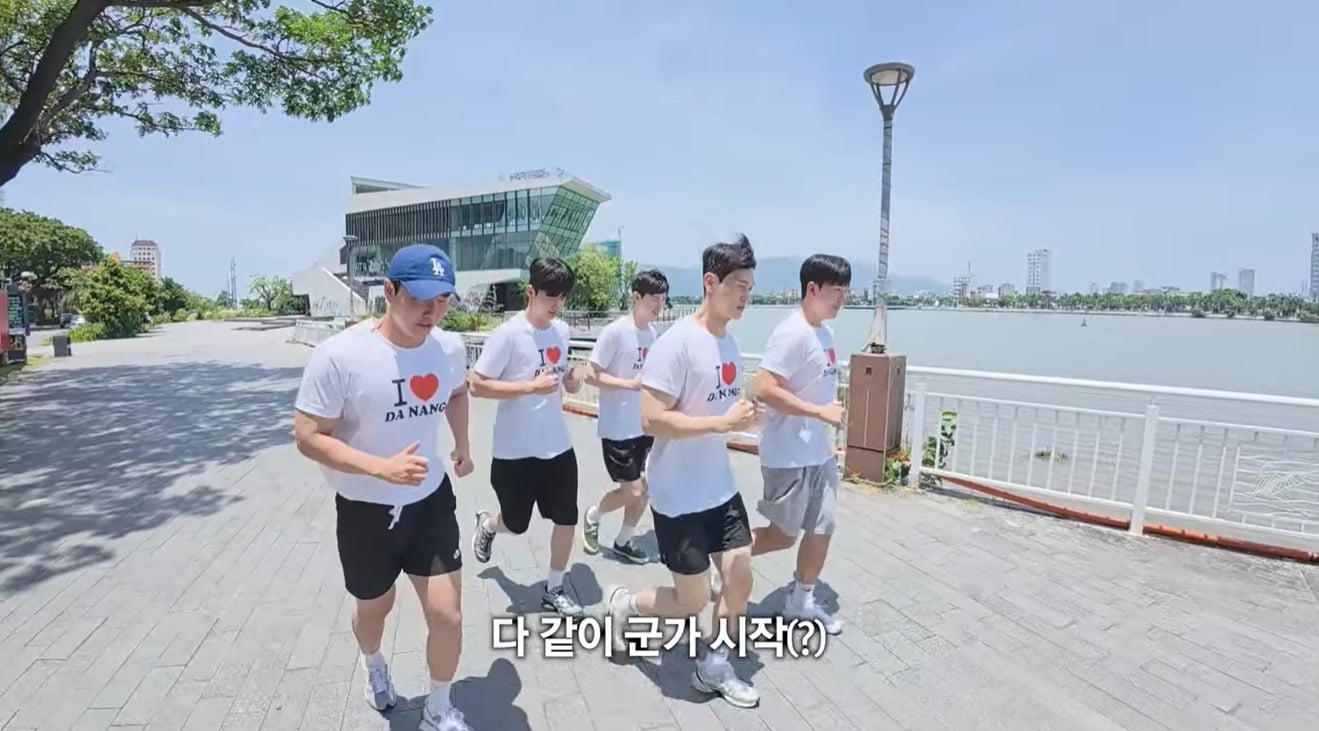 항공기 승무원을 전부 남자로 한다면......(에어부산 유튜브) | 인스티즈