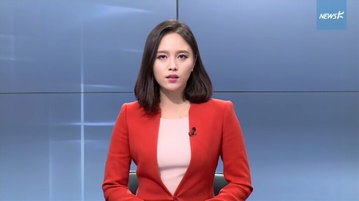 자위대행사장에서 끌려가는 여기자.jpg | 인스티즈