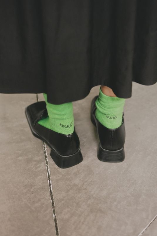 옷 잘 입는 애들은 양말이 킥이야🧦🎨 (34장) | 인스티즈