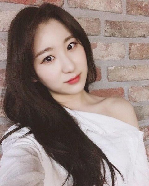 채연 채령자매랑 친언니처럼 닮은 백예린 | 인스티즈