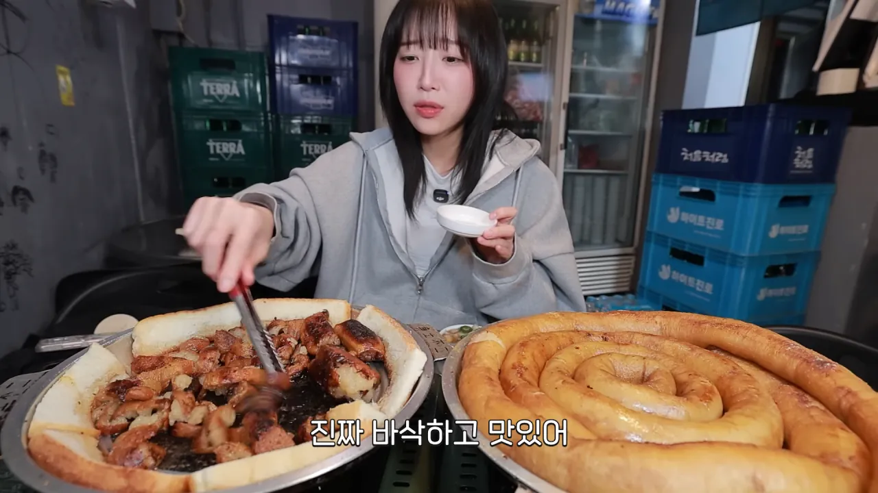 통대창 4m 먹방하는 쯔양 | 인스티즈