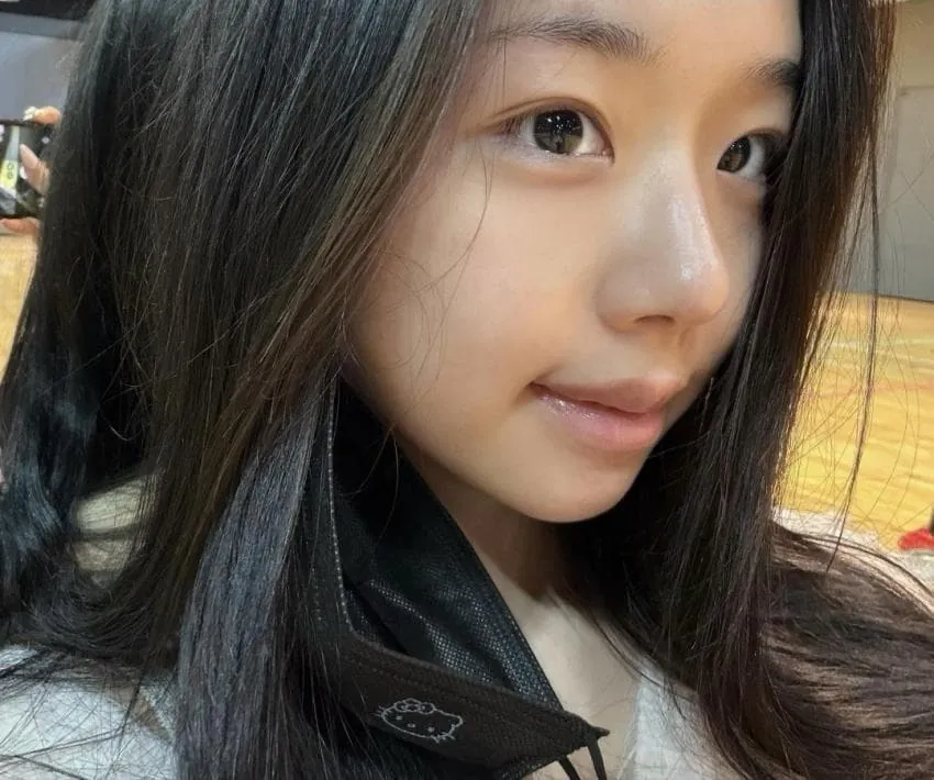 오늘자 트리플에스 김채연 쌩얼 사진 | 인스티즈