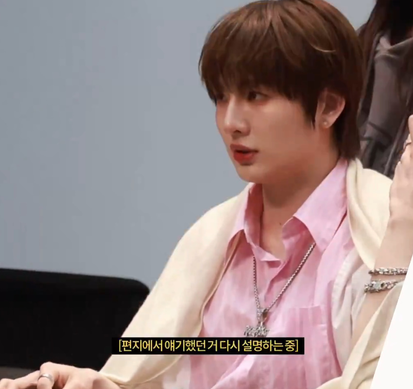 놀라서 팬 할 말 잃게 만든 어느 남돌의 행동...jpg | 인스티즈