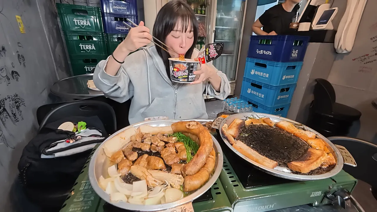 통대창 4m 먹방하는 쯔양 | 인스티즈