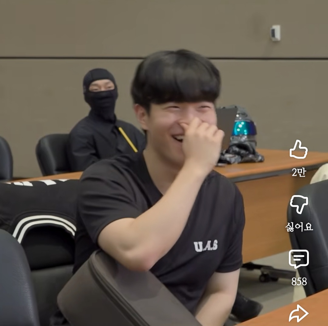 천부적인 재능은 없지만 노력했다는 컴공과 4학년.jpg | 인스티즈