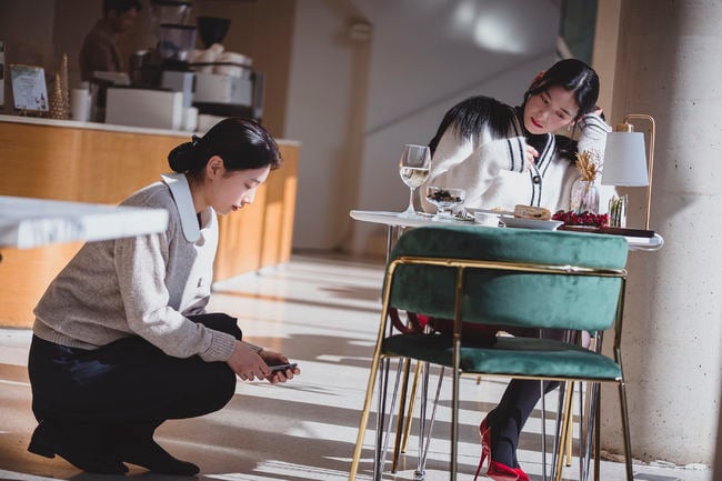 드라마 안나(수지)가 실존인물이라면 매장된다vs인플루언서 된다 | 인스티즈