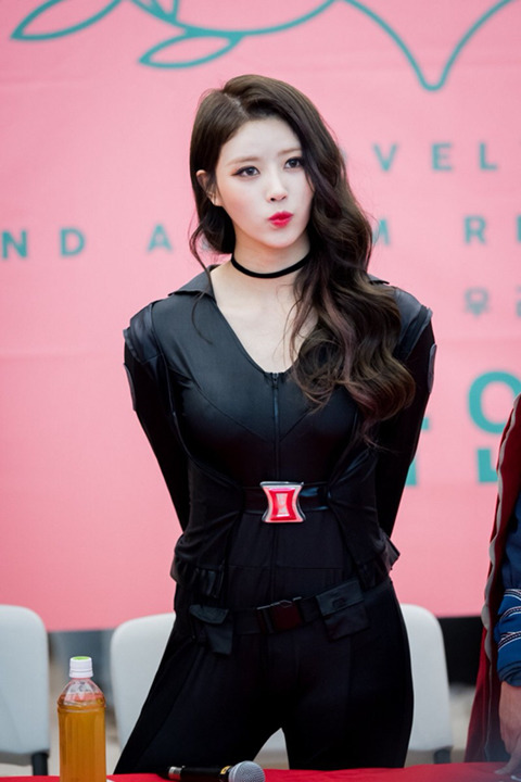 내가 좋아하는 여자 아이돌.gif | 인스티즈