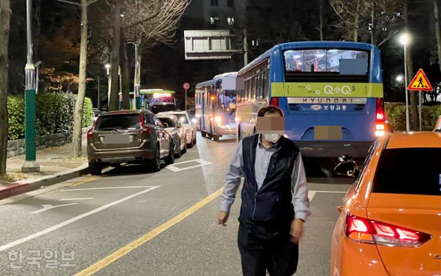 3중주차+도로변주차까지 간 목동아파트단지 근황.jpg | 인스티즈