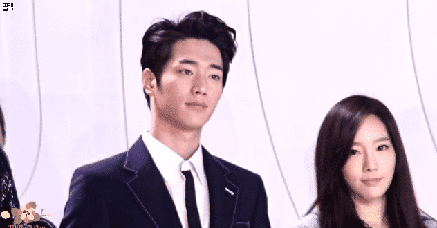 설현이 눈을 못 떼는 남자.gif | 인스티즈