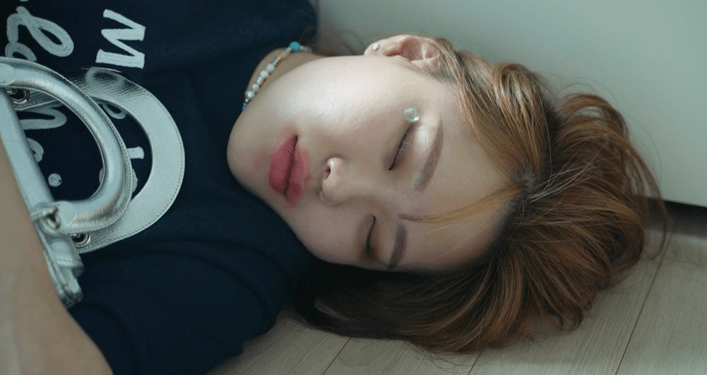 술 마신 다음 날 여자들의 진짜 모습.jpg | 인스티즈