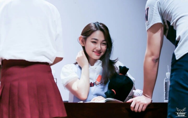 이러면 섹시한줄 아는 강미나 | 인스티즈