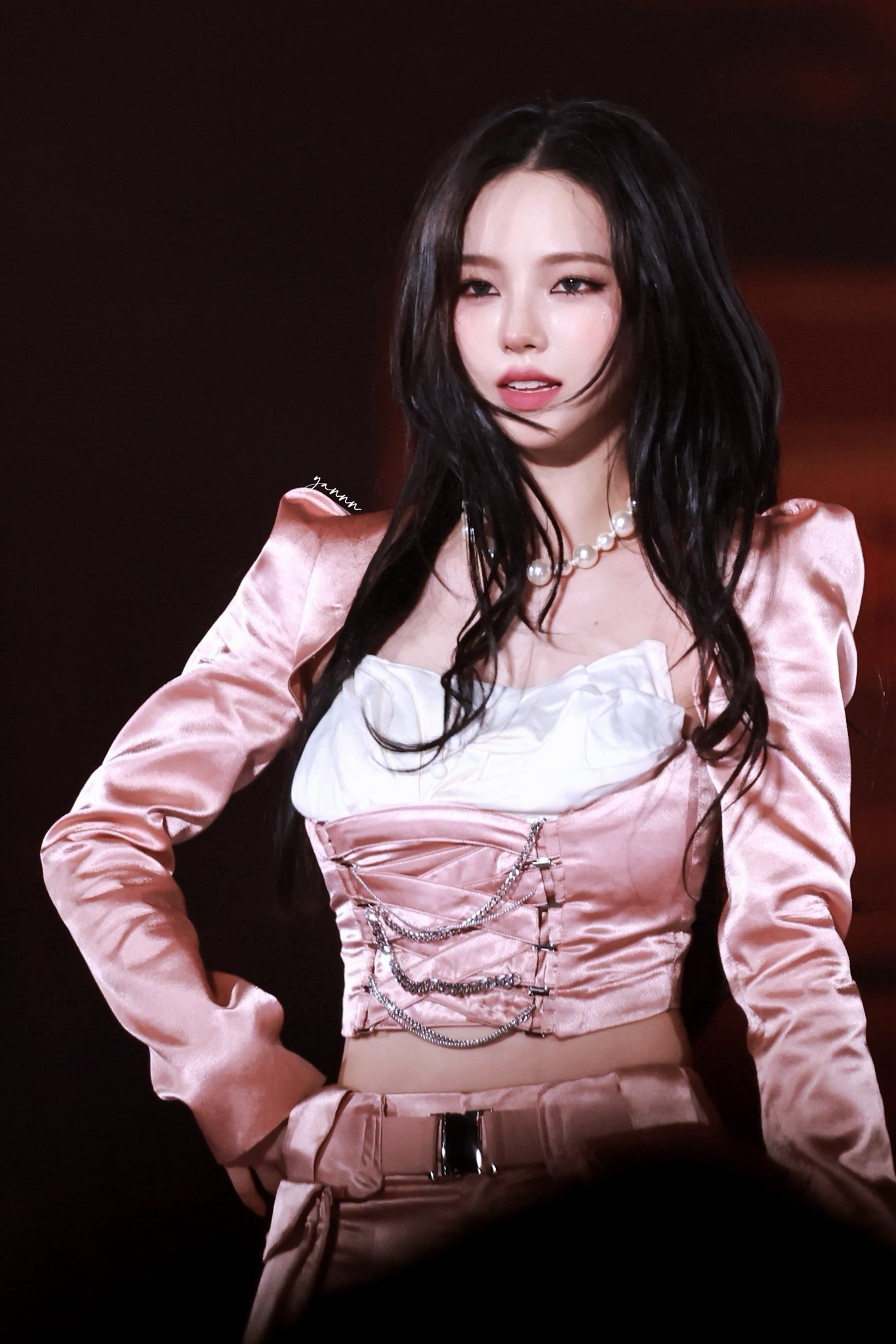 (혐) 뼈에 종양이 자란 모습 | 인스티즈