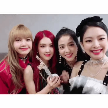 오늘자 블랙핑크 인스타 단체사진 | 인스티즈