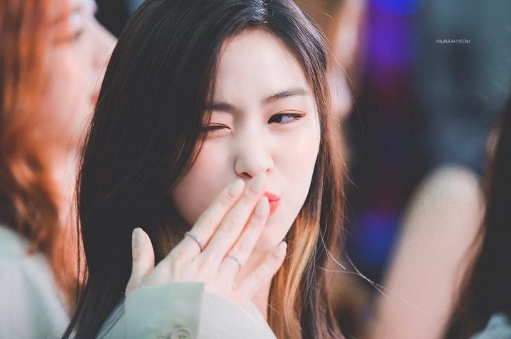 웹툰 속 쿨한 캐릭터가 떠오르는 ITZY 있지 류진 | 인스티즈