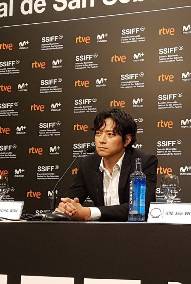 얼굴이 다 한 강동원 헤어스타일.jpgif | 인스티즈