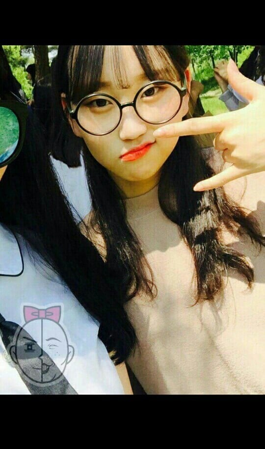 어느 고등학교의 졸업사진 응팔 성보라 코스프레 ㄷㄷㄷ | 인스티즈
