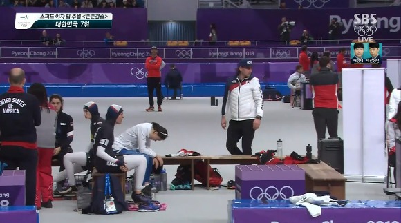 女 팀추월 중계 코멘트(SBS), 팀 분위기를 보여주는 장면.jpg | 인스티즈