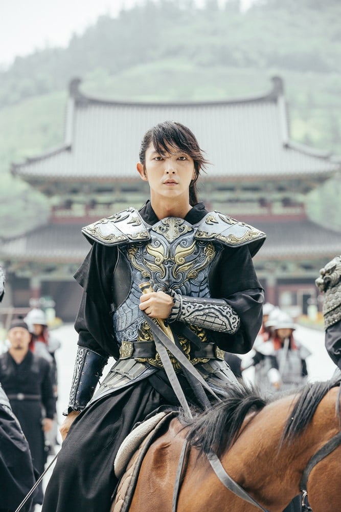 의상팀의 노고가 보이는 화려한 ＜달의연인 의상들 | 인스티즈