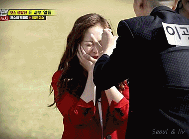 [런닝맨] 전소민-이광수 딱밤. jpgif | 인스티즈