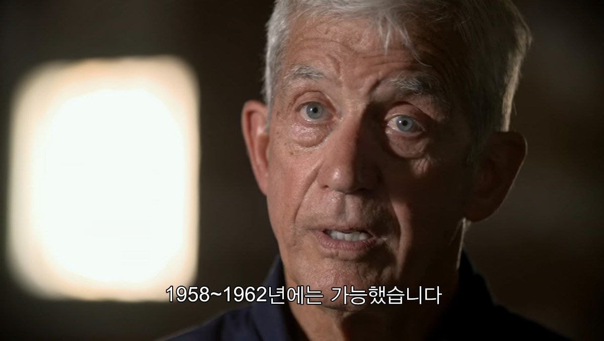 형이 16살에 하버드에 들어간 후부터 어딘가 이상해졌다 | 인스티즈