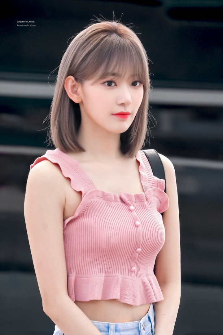 공항에서 만원짜리 옷 입은 사쿠라 | 인스티즈