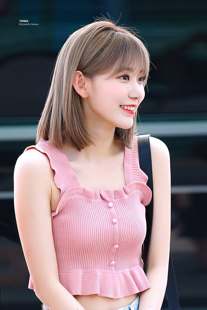 공항에서 만원짜리 옷 입은 사쿠라 | 인스티즈