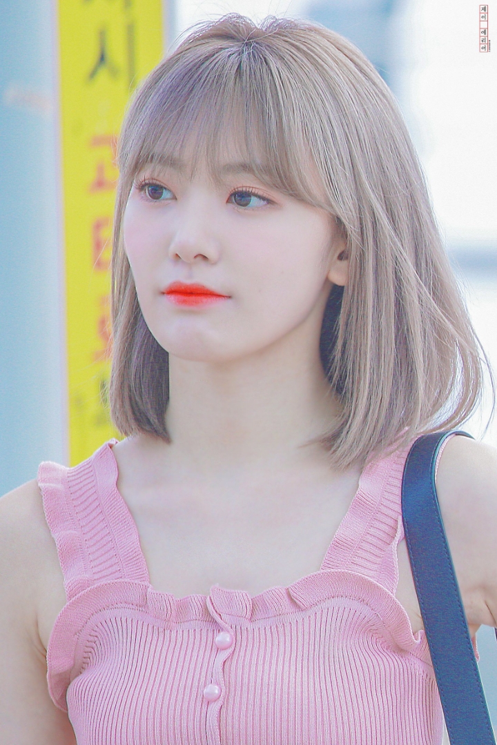 공항에서 만원짜리 옷 입은 사쿠라 | 인스티즈