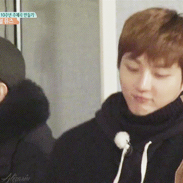 절대 32살처럼은 안보이는 윤시윤 얼굴.gif | 인스티즈