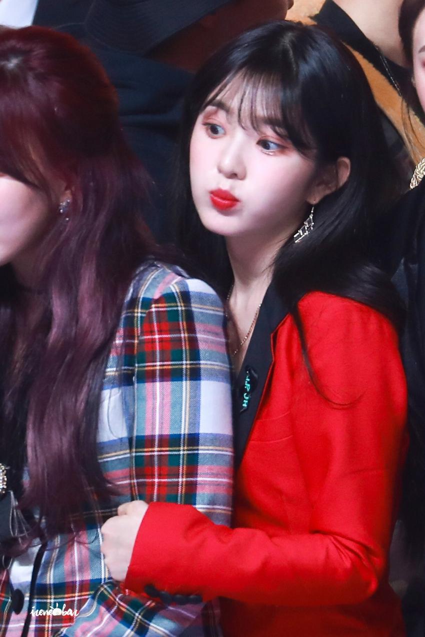 앞머리 유무에 따른 아이린.jpg | 인스티즈