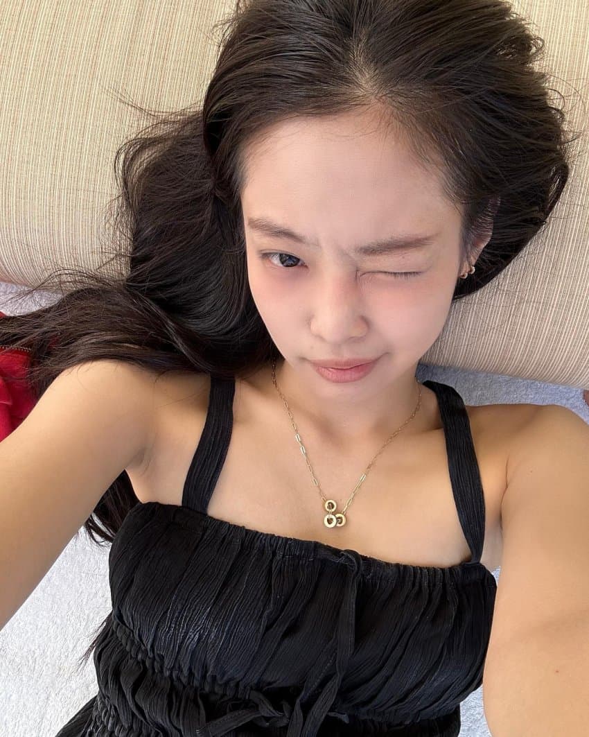 끝내주는 휴가 보내고 온듯한 블랙핑크 제니 | 인스티즈