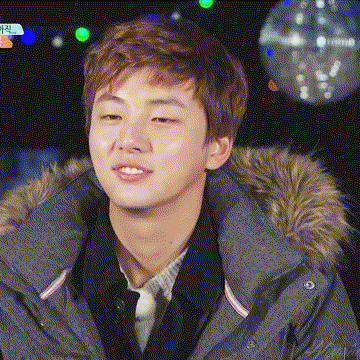 절대 32살처럼은 안보이는 윤시윤 얼굴.gif | 인스티즈
