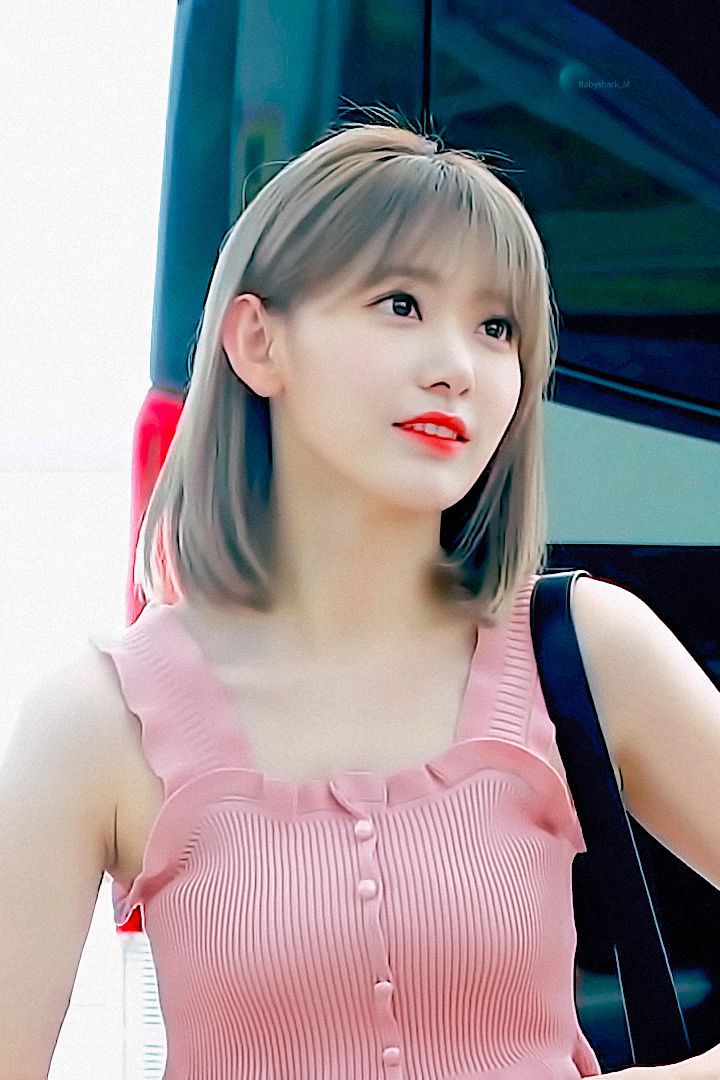 공항에서 만원짜리 옷 입은 사쿠라 | 인스티즈