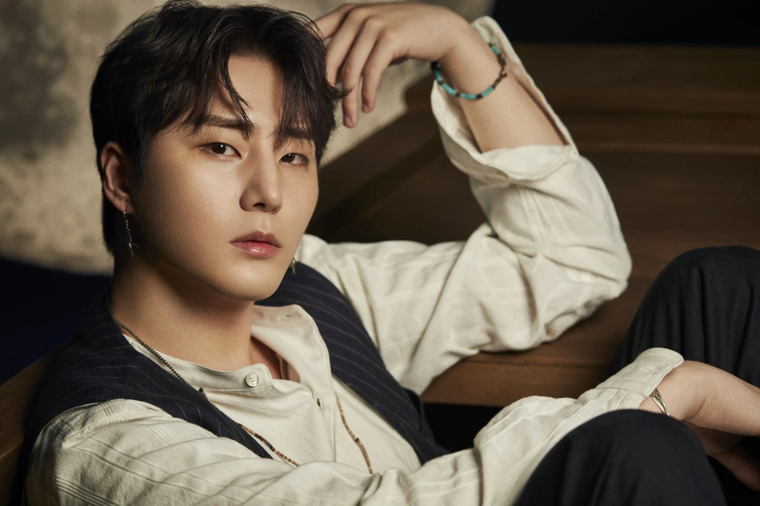 "도대체 어떤 사랑을 했기에 이런 가사를..", 소리 듣는 가수 'Young K(데이식스)'의 노래 가사들 | 인스티즈