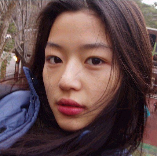 전지현 대충 찍은 셀카 | 인스티즈
