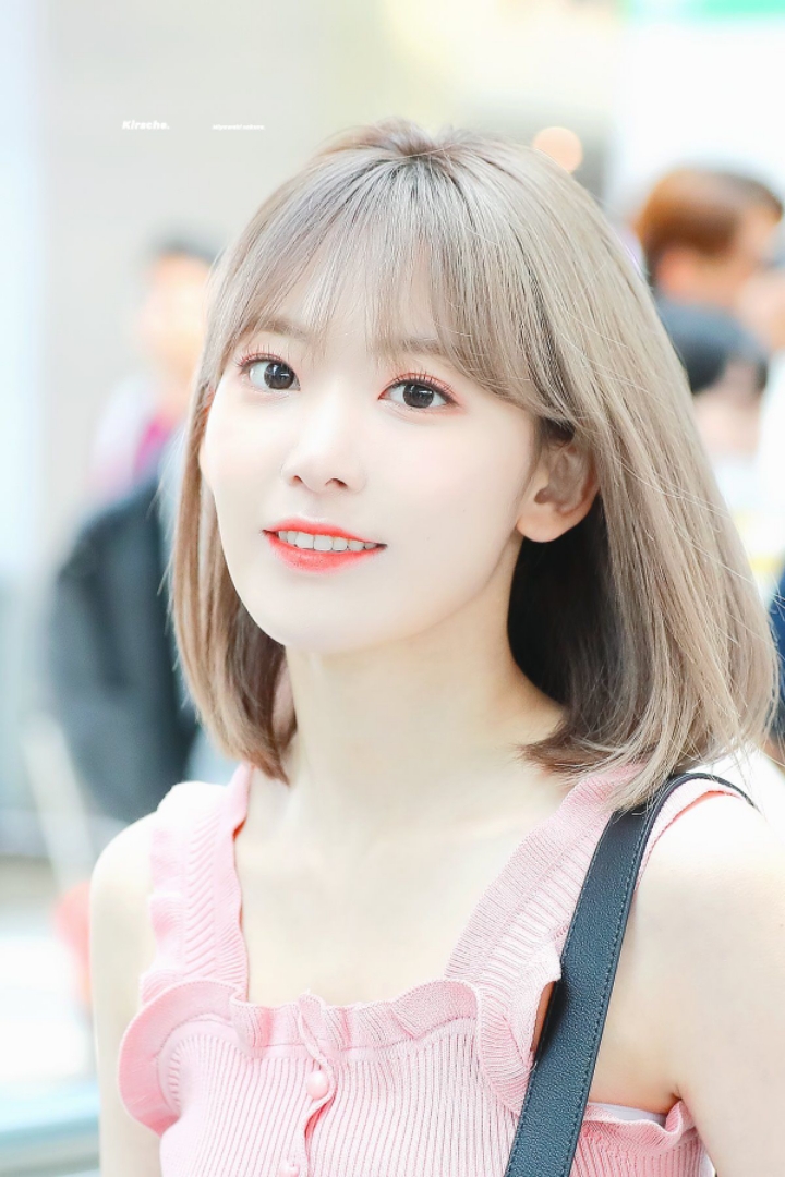 공항에서 만원짜리 옷 입은 사쿠라 | 인스티즈