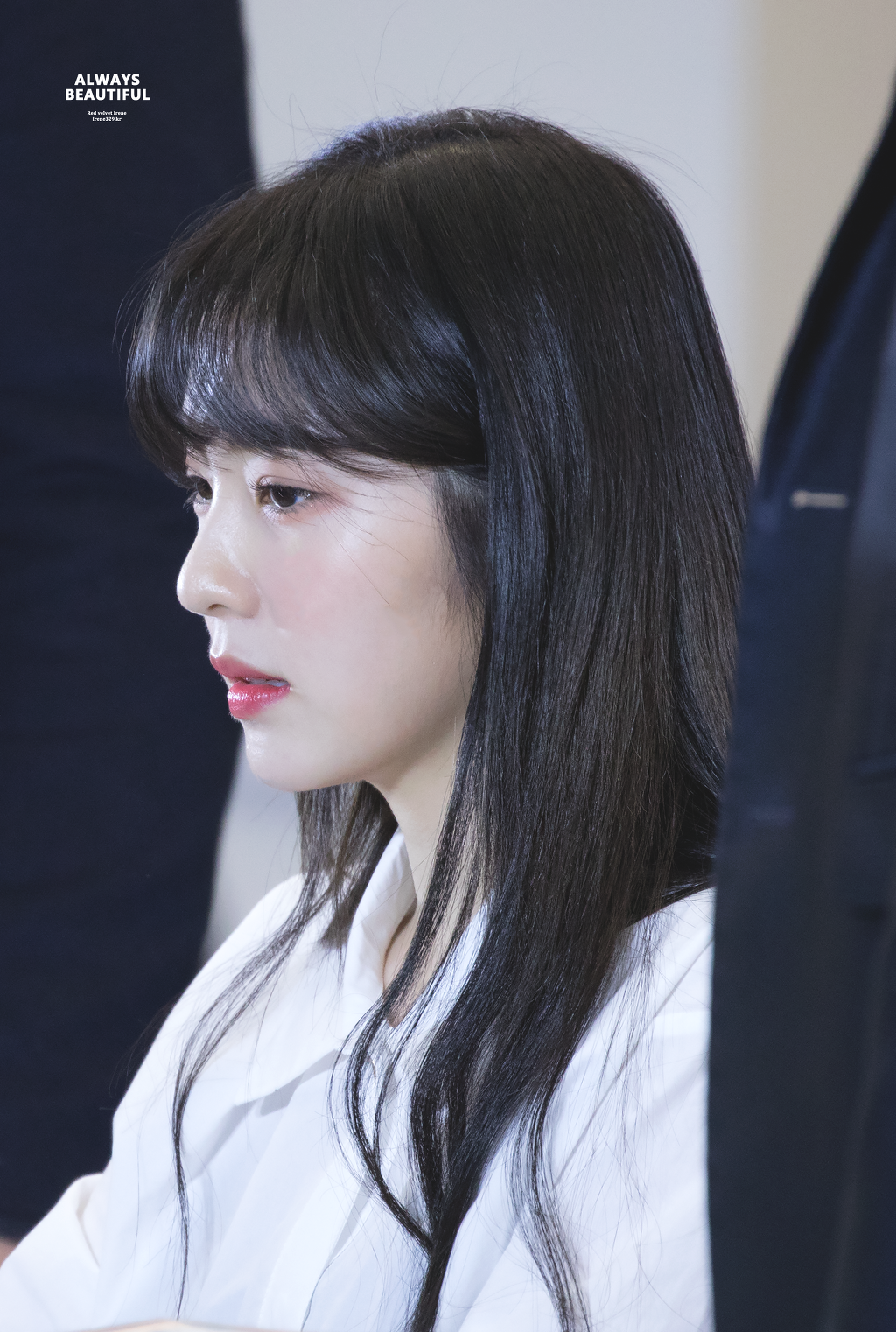 ㄹㅇ루다가 는 아이린의 옆태.jpg | 인스티즈