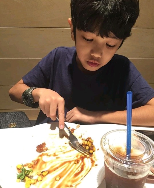 폭풍성장한 샤이니의 헬로베이비에 나왔던 아가 유근이.jpg | 인스티즈