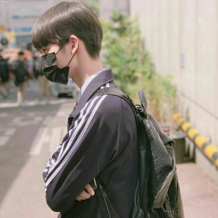 학교 축제에 놀러간 워너원 배진영 | 인스티즈