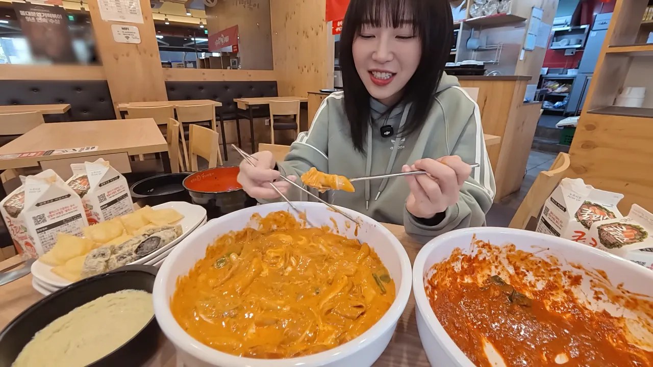 처음으로 엽떡 본점에 간 쯔양  | 인스티즈