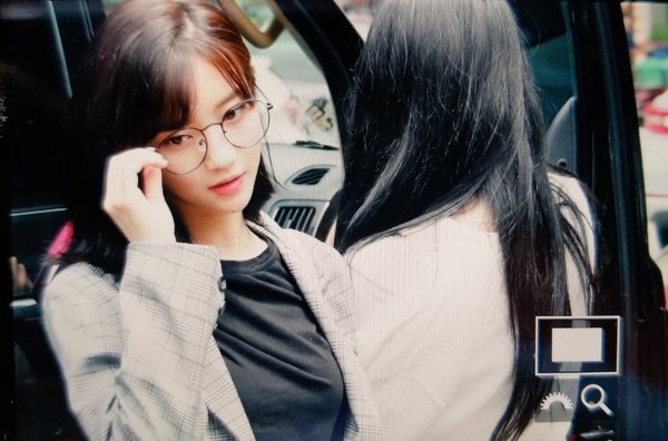 정체불명 모르는 여자가 고백했다. 당연 고맙지 vs 아무나랑 사귀나? | 인스티즈