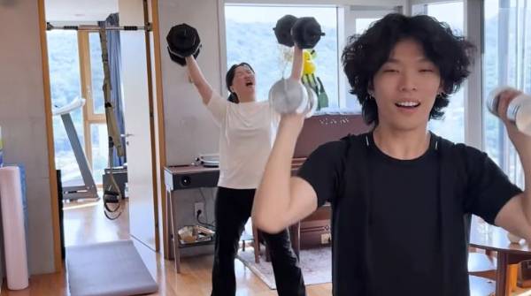 악뮤 이수현, 30kg 감량 성공…"다시는 겪고 싶지 않아" | 인스티즈