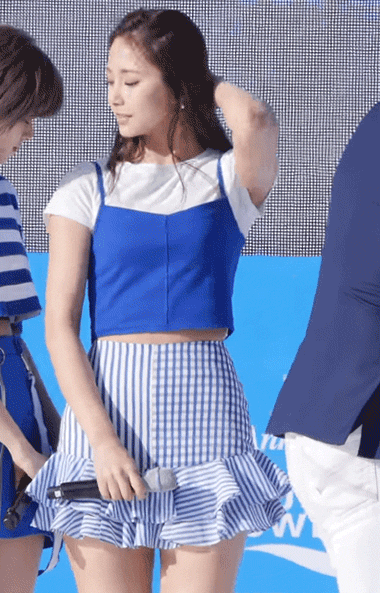 트와이스 정연 덕후들이 한번 빠지면 죽어도 탈덕 못하는 100가지 이유 중 하나 (진짜 개치이고 오조오억번 발리고 설레서 잠 못잠 주의.............) | 인스티즈